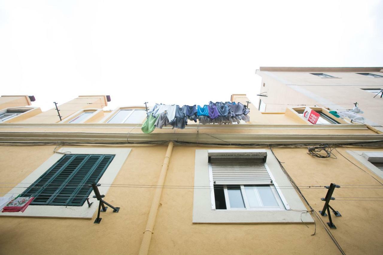 Fantastic Santos Appartment Lisbona Esterno foto